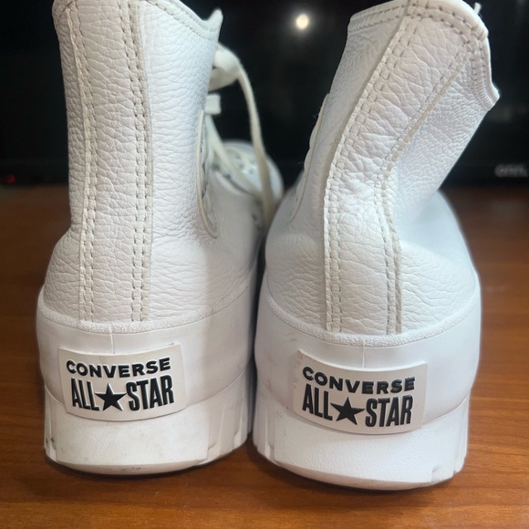 CONVERSE CHUCK TAYLOR ALL STAR LUGGED 2.0 - Picture 3 of 9